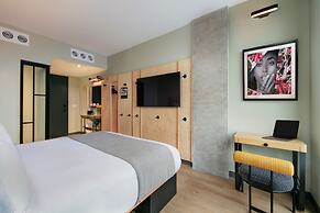 Moxy Brooklyn Williamsburg
