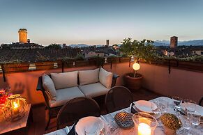 Casa Emy in Lucca With 3 Bedrooms and 2 Bathrooms