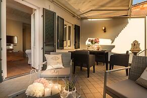 Casa Raffa in Lucca With 2 Bedrooms and 2 Bathrooms