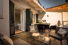 Casa Raffa in Lucca With 2 Bedrooms and 2 Bathrooms