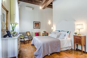 Casa Simonetta in Lucca