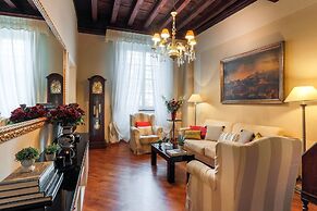 Casa Opera in Lucca With 2 Bedrooms and 2 Bathrooms