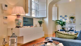 Casa Vera in Lucca With 2 Bedrooms and 2 Bathrooms