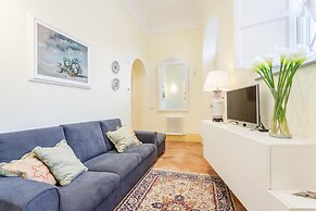 Casa Vera in Lucca With 2 Bedrooms and 2 Bathrooms