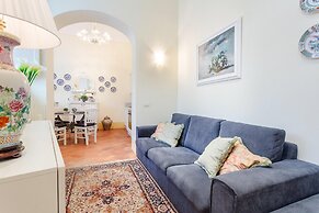 Casa Vera in Lucca With 2 Bedrooms and 2 Bathrooms