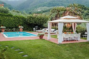 Villa Dana in Segromigno in Monte