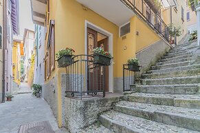 Casa Camelia Varenna