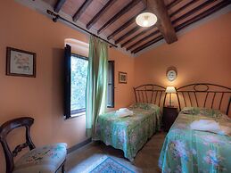 Apartment in Chianti With Pool ID 450