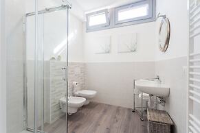 Co-c933-ggar24c4 - Central Green Apartment