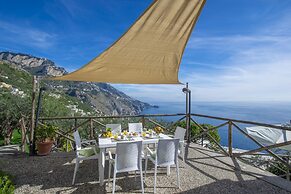 Casa Punta Paradiso - Romantic Seaside Retreat