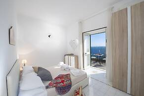 Casa Cetrangolo - Panoramic House a few Steps From the sea