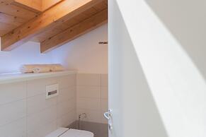 C0-e569-lbag97b2 - Dream Lake Apartment 2
