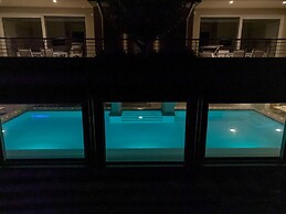 Valarin Napoli Luxory Apartment Wellness