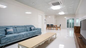 Taebaek Hotel
