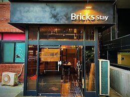 Bricks Stay