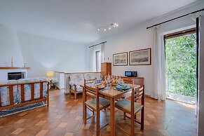 Charming La Gelosia Few Min From Lake