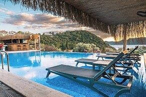 The Luxury Shelters