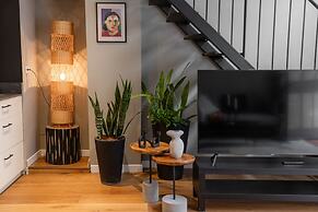 DeBlox living - Alhambra Apartments