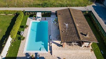 The Luxury Beach Villa