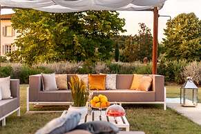 Il Conte Farmhouse Retreat