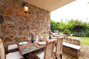 Villa The Stone on the Sea
