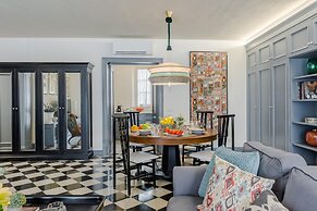 Gimber Tales a First Floor Apartment