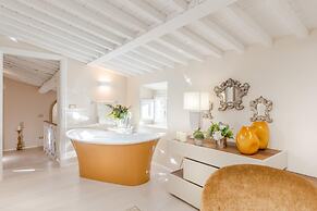 The Duchess Chambers the Luxury Grand 3 Bedrooms