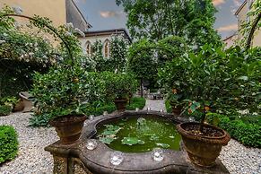 Casa Vanny an Apartment With Private Garden