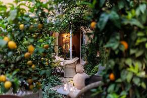 Casa Vanny an Apartment With Private Garden