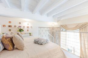 The Duke s Room in Lucca