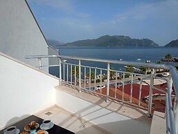 CAPRICE BEACH HOTEL