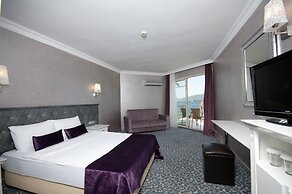 CAPRICE BEACH HOTEL
