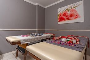 CAPRICE BEACH HOTEL
