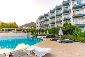 CAPRICE BEACH HOTEL