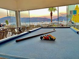 CAPRICE BEACH HOTEL