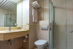 CAPRICE BEACH HOTEL
