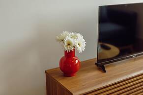Legacy Oporto Design Apartment E by Vacationy