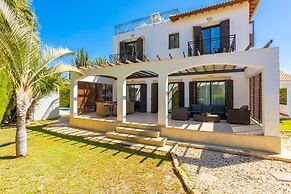 Villa Anna in Latchi