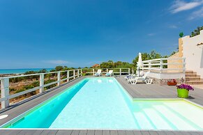 Villa Renzo Large Private Pool Sea Views A C Wifi