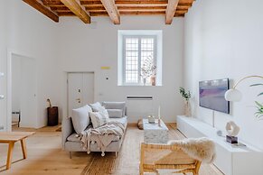 Casa Lazzaro Contemporary Ground Floor Apartment