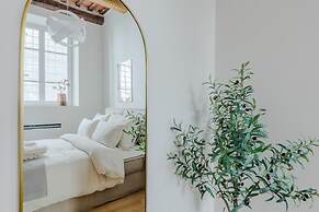 Casa Lazzaro Contemporary Ground Floor Apartment