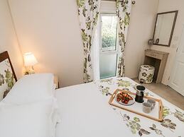 Rockpool Retreat