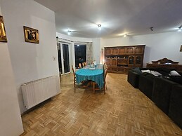 Villasleeps23-gaden-parking-partiesok-lake