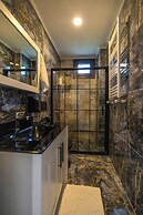 Poison Garden Suite & SPA