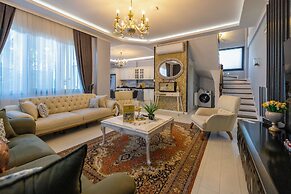 Poison Garden Suite & SPA