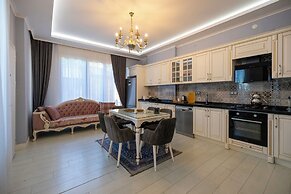 Poison Garden Suite & SPA