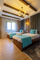 Poison Garden Suite & SPA