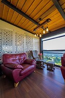 Poison Garden Suite & SPA