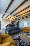 Poison Garden Suite & SPA