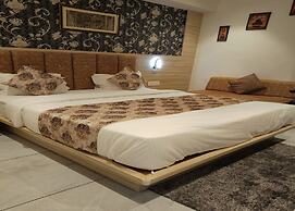 Hotel Lotus Villa